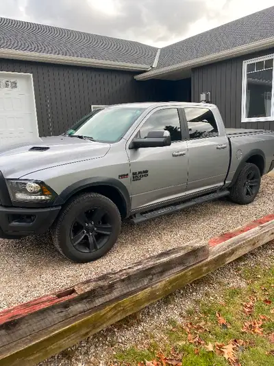2022 Dodge Ram Lease Takeover $312 bi-weekly taxes in.