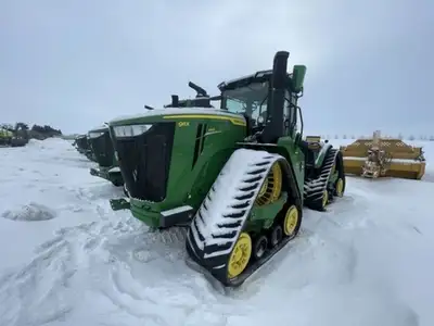 John Deere 13.6L 640HP, 36in. Camso AG 6500 Tracks, 8 x Idler Weights = 560KG, PTO, 110GPM Dual Hydr...