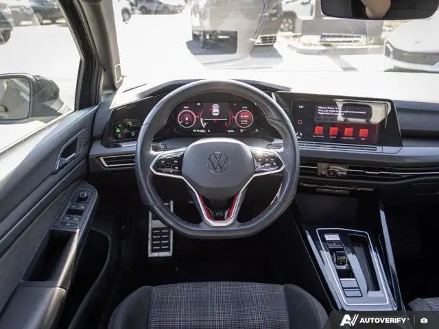 2023 Volkswagen Golf GTI Sunroof | One Owner | DSG in Cars & Trucks in Tricities/Pitt/Maple - Image 21