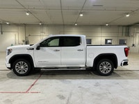 // ACCIDENT FREE!! // At Haldimand Motors Ltd. in Cayuga, this used 2022 GMC Sierra 1500 Denali Crew... (image 9)