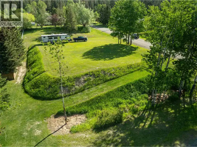 LOT 23 HORSE LAKE ROAD 100 Mile House, British Columbia in Land for Sale in 100 Mile House - Image 5