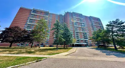 Price: $399,000 / $1,514/mo ***POWER OF SALE*** Discover the potential of this exceptional power-of-...