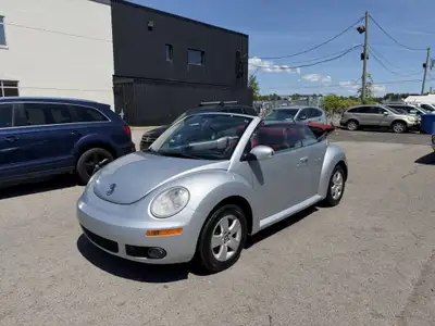 Volkswagen Beetle Convertible Silver-Red Edition 2009 – 6 980 $ Magnifique Volkswagen Beetle Convert...