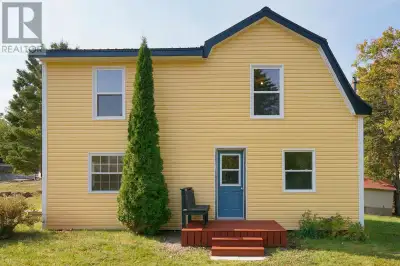 Charming 4-Bedroom Home in Victoria Cross, PEI Nestled in the serene community of Victoria Cross, ju...
