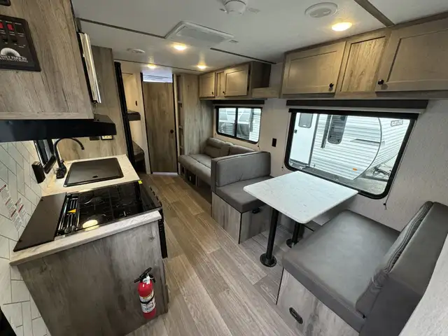 2026 ,Sun Lite,Sunset Park RV 25DB LTD in Travel Trailers & Campers in Kamloops - Image 5