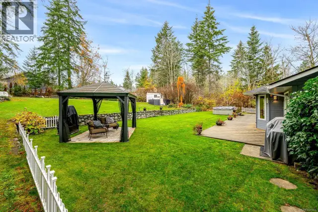 777 Salsbury Rd Courtenay, British Columbia in Houses for Sale in Comox / Courtenay / Cumberland - Image 32