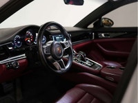 This 2019 Porsche Panamera 4 is a local Ontario vehicle, combining Porsche’s legendary sports car pe... (image 8)