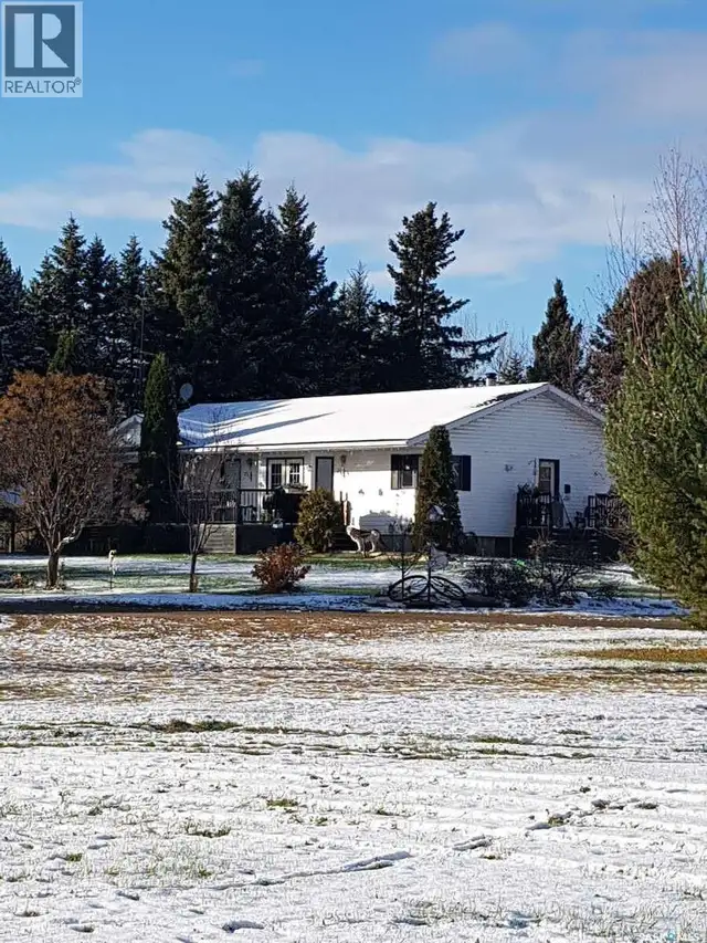 SW-01-38-05-W2 Endeavour, Saskatchewan in Land for Sale in Saskatoon - Image 7