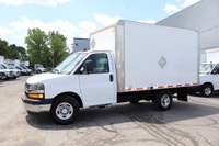2019 Chevrolet Express 2019 CHEVROLET EXPRESS 3500 CUBE 12 PIEDS ROUE SIMPLE / 6.0 LITRES 1 SEUL PRO... (image 3)