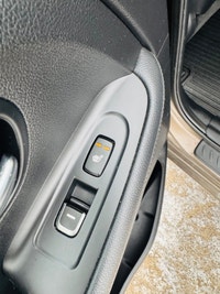 2014 Kia Rondo FX Year: 2014 Make: Kia Model: Rondo Mileage:170,790 Km Transmission: Automatic Cylin... (image 7)