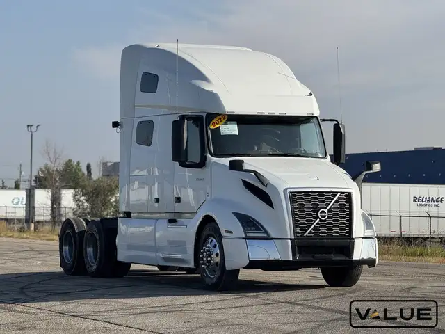2022 Volvo VNL760 D13 | 455HP | 2.79 RATIO | I-SHIFT in Heavy Trucks in Calgary - Image 5