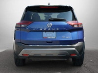 This Nissan Rogue delivers a Intercooled Turbo Regular Unleaded I-3 1.5 L/91 engine powering this Va... (image 4)