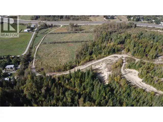 00 Oxbow Frontage Road Malakwa, British Columbia in Land for Sale in Kamloops - Image 3