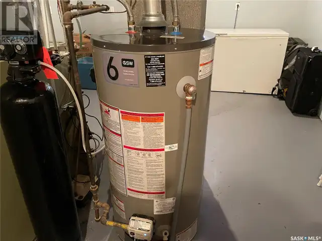 207 Dominion ROAD Assiniboia, Saskatchewan in Houses for Sale in Moose Jaw - Image 32