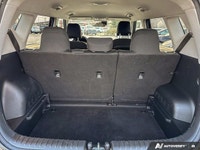 Aluminum Wheels,Tires - Rear All-Season,Brake Assist,Privacy Glass,ABS,Fog Lamps,Power Door Locks,Au... (image 6)