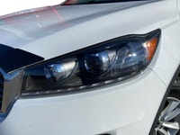This Kia Sorento has a dependable Regular Unleaded I-4 2.4 L/144 engine powering this Automatic tran... (image 8)