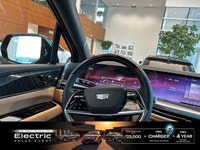 This Cadillac Escalade IQ has a dependable Electric engine powering this Automatic transmission. *Yo... (image 6)