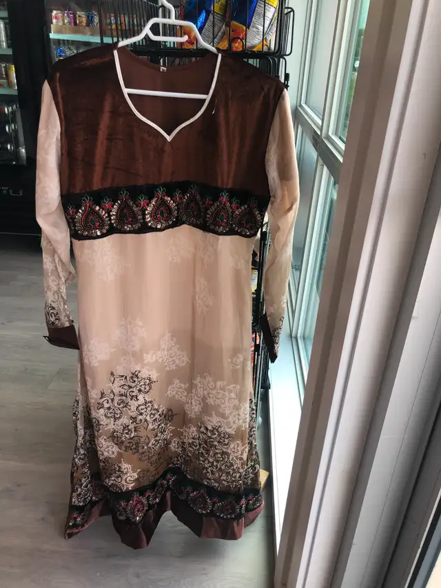 Indian dress63234551796225124