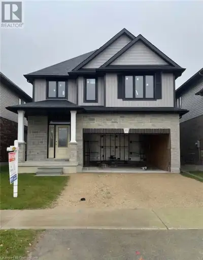 ANOTHER gorgeous FINORO custom built home! This enlarged Glendale plan offers an open concept floorp...