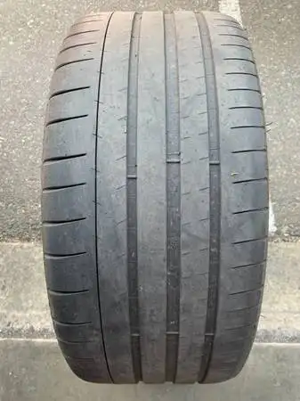 a nice Michelin Summer Performance tire in good shape good for a seasons use or more (1 TIRE ONLY) s...
