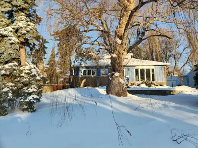 **IMPROVED PRICE** 4 Rougecrest Dr, Markham (Markham Rd & Hwy 7) Asking $999,000 Fantastic Opportuni...