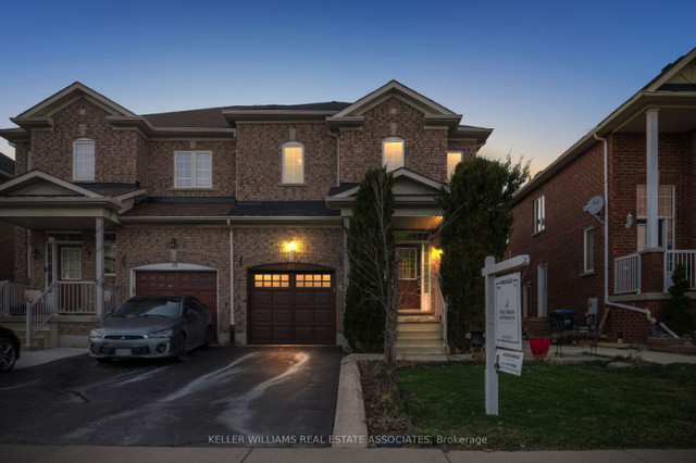 This One Has 3 Bathrooms 3 Bedrooms, Airport Rd/ Yellow Avens Bl in Houses for Sale in Mississauga / Peel Region