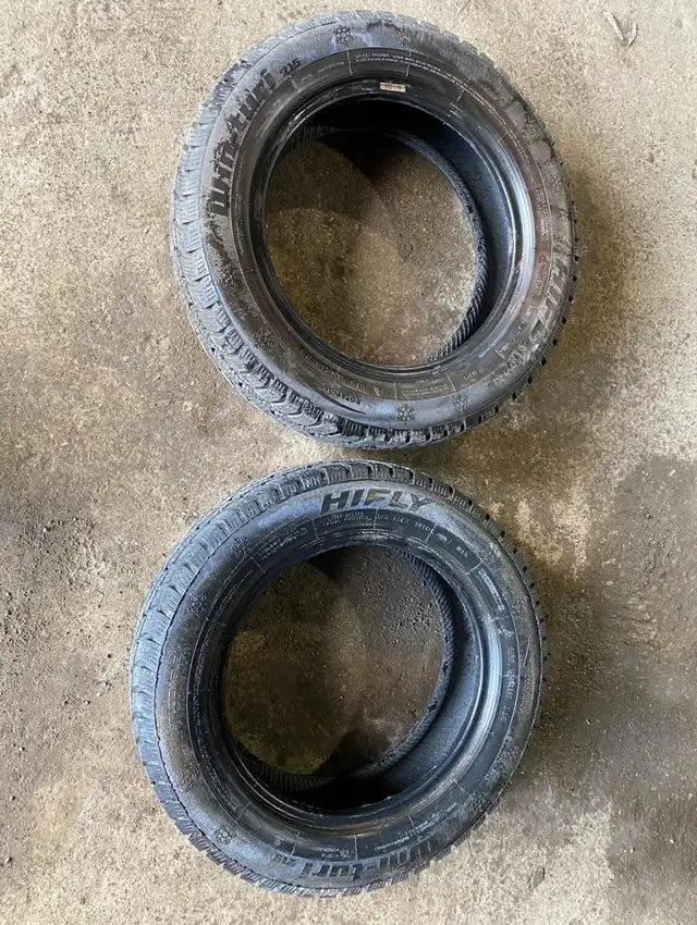 185 65 15 - WINTER TIRES - PAIR - GREAT SHAPE in Tires & Rims in Kitchener / Waterloo - Image 4