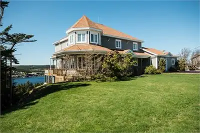 Spacious and cozy one bedroom apartment on Motion Drive in Torbay with private deck and an amazing v...