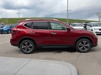 2020 NISSAN ROGUE SV AWD * TECHNOLOGY PACKAGE * ACCIDENT FREE CARFAX * ONE OWNER * MOONROOF * 360 CA... (image 8)