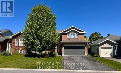 49 STONEPATH CRESCENT N Ottawa, Ontario