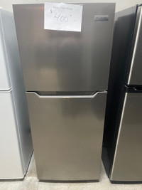 Réfrigérateur 24'' stainless Frigidaire