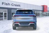 Step into sophistication and unparalleled versatility with the 2025 INFINITI QX60 LUXE. This strikin... (image 5)