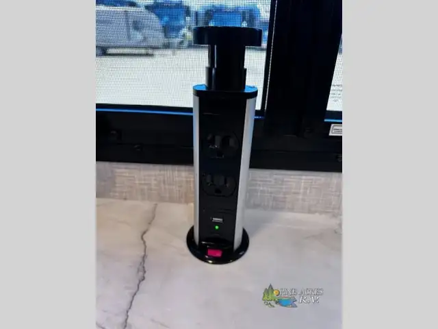 2024 Thor Motor Coach Gemini AWD 23TE Brand new ! Save Huge ! in RVs & Motorhomes in Moncton - Image 36