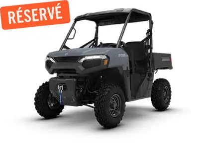 Concessionnaire des véhicules neufs et d'occasion. Côte à côte POLARIS Ranger 500 2026 Avec des cara...