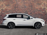 This INFINITI QX60 has a strong Premium Unleaded V-6 3.5 L/213 engine powering this Variable transmi... (image 5)