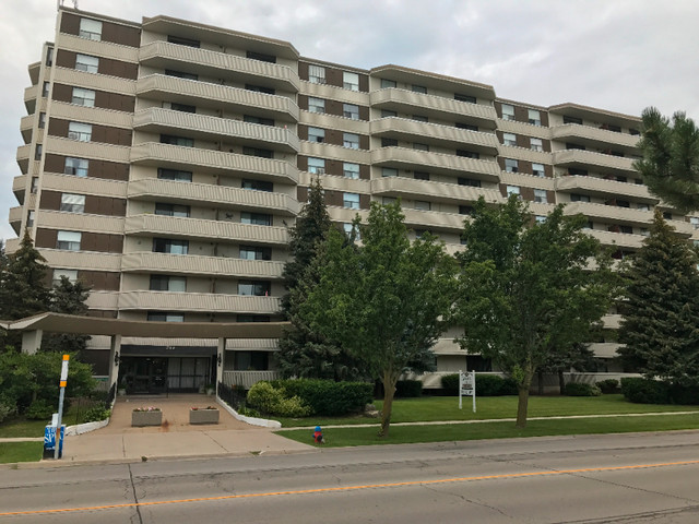 ARBOUR PLACE -2 BEDROOM FOR RENT- 100/MONTH SENIOR DISCOUNT in Long Term Rentals in Hamilton