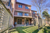 3 Bedroom 3 Bathroom Luxury Townhouse in BirchCliff Village !