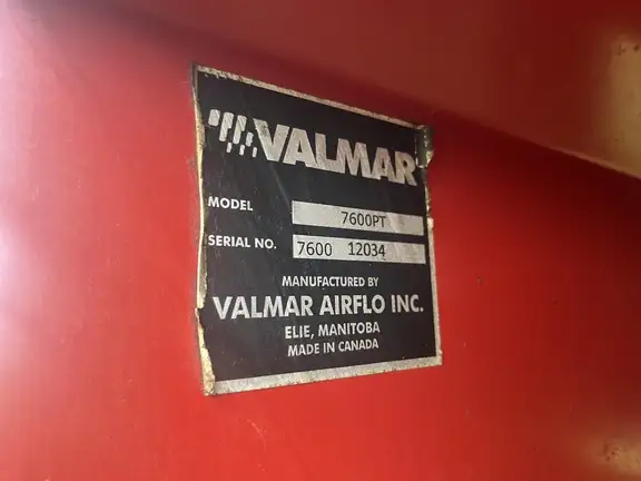 2012 Valmar 7600 in Farming Equipment in Lloydminster - Image 36