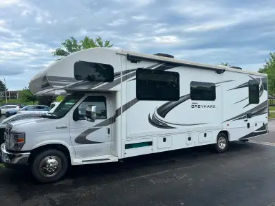 2020 Jayco Grayhawk 30 Z Looks like new, even smells new Most popular floor plan This low mileage, 2...