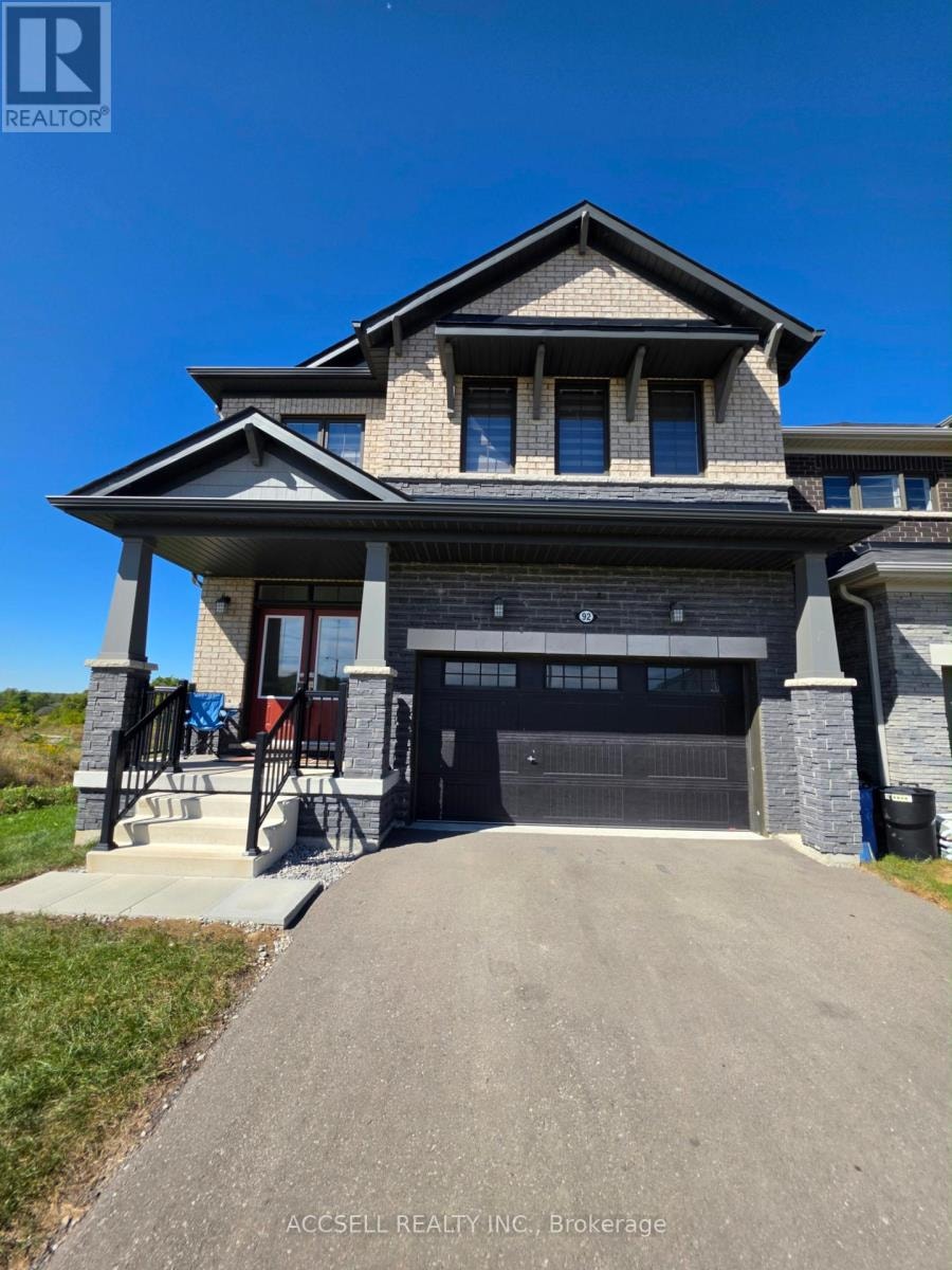92 HAWICK CRESCENT Haldimand, Ontario 2