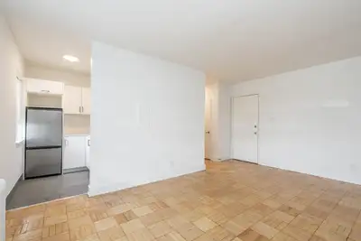 renovated one bedroom, st.clair and o'connor - ID 2047, View more