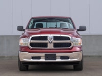 CARGET AUTOMOTIVE is thrilled to offer this 2019 Ram 1500 Classic SLT, a dependable full-size pickup... (image 3)