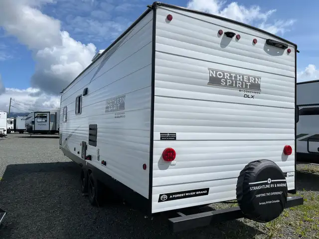2025 Coachmen Northern Spirit DLX in Travel Trailers & Campers in Terrace - Image 4
