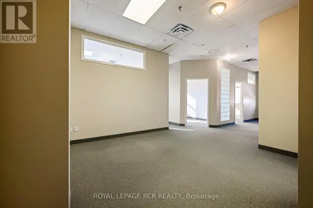 205 - 190 BROADWAY Orangeville, Ontario in Commercial & Office Space for Rent in Oakville / Halton Region - Image 10