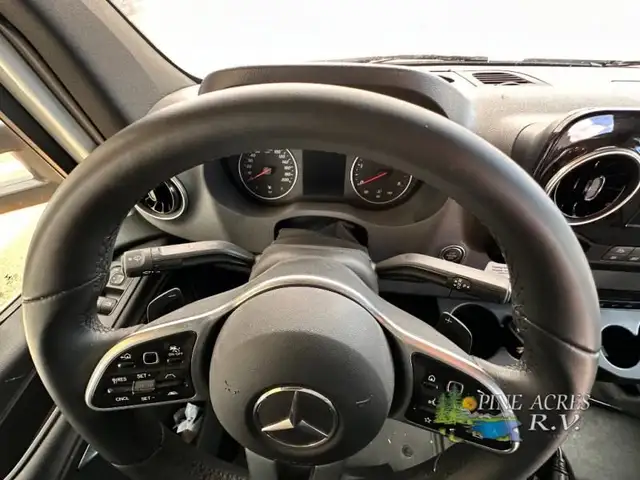 2025 Thor Motor Coach Four Winds Sprinter 24LV - Diesel in RVs & Motorhomes in Moncton - Image 44