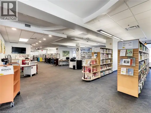 540 PLAINS Road E Unit# 100 Burlington, Ontario in Commercial & Office Space for Sale in Oakville / Halton Region - Image 9