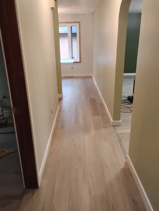 Flooring install. Only 1.50/ft65198306465409126