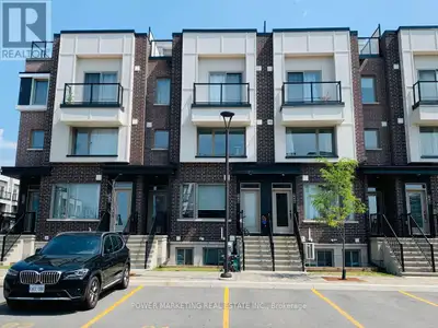 Welcome to this stunning upgraded 2-bedroom condo in the highly desirable Wateridge Village communit...
