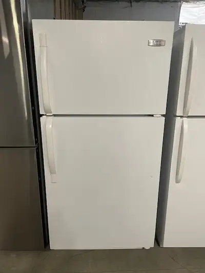 Réfrigérateur blanc 28.5'' hauteur 60'' Frigidaire, View more