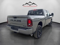 LOTS OF OPTIONS ON THIS 2026 RAM 3500 CREWCAB INCLUDING A 6.7 CUMMINS DIESEL, NIGHT EDITION APPEARAN... (image 4)
